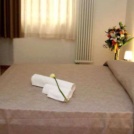 Dimoraviapiadue Apartman Savona Kültér fotó
